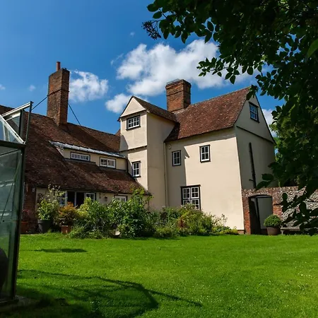 Pounce Hall -Stunning Historic Home In Rural Essex Saffron Walden Exterior photo
