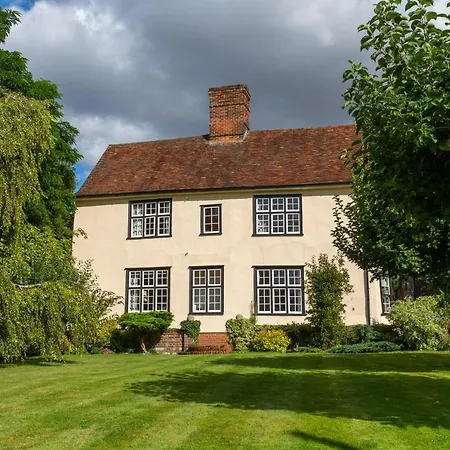 Pounce Hall -Stunning Historic Home In Rural Essex Saffron Walden Exterior photo