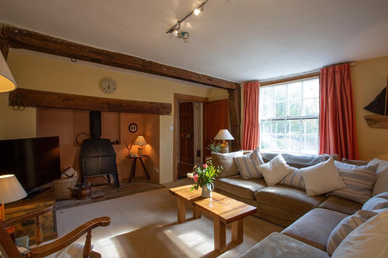 Pounce Hall -stunning Historic In Rural Essex Saffron Walden