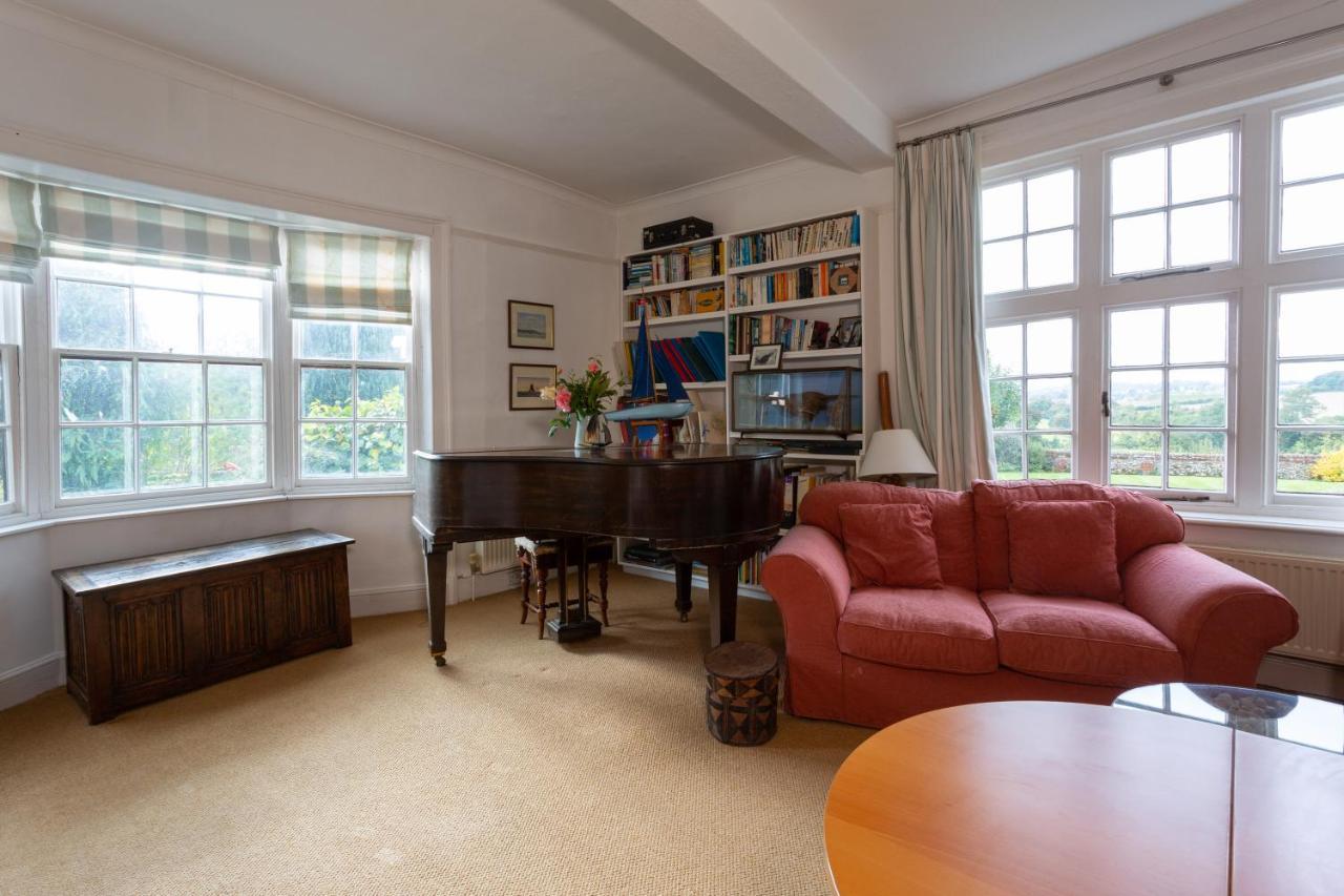 Pounce Hall -stunning Historic In Rural Essex Holiday home