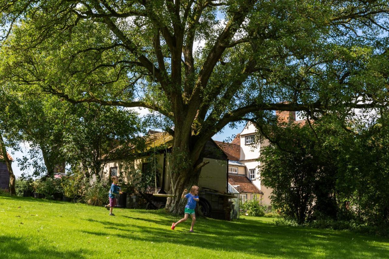 Pounce Hall -stunning Historic In Rural Essex Holiday home *