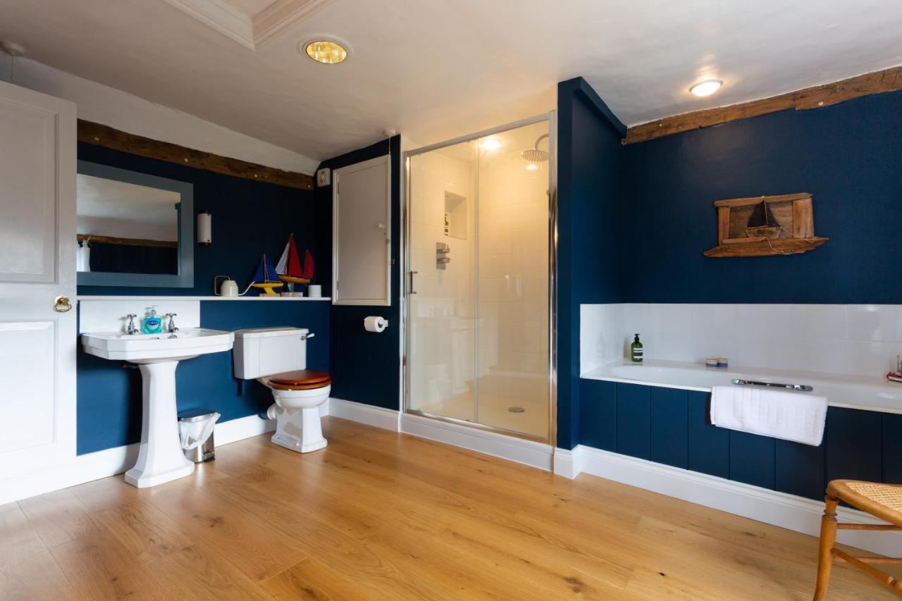 Holiday home Pounce Hall -stunning Historic In Rural Essex *