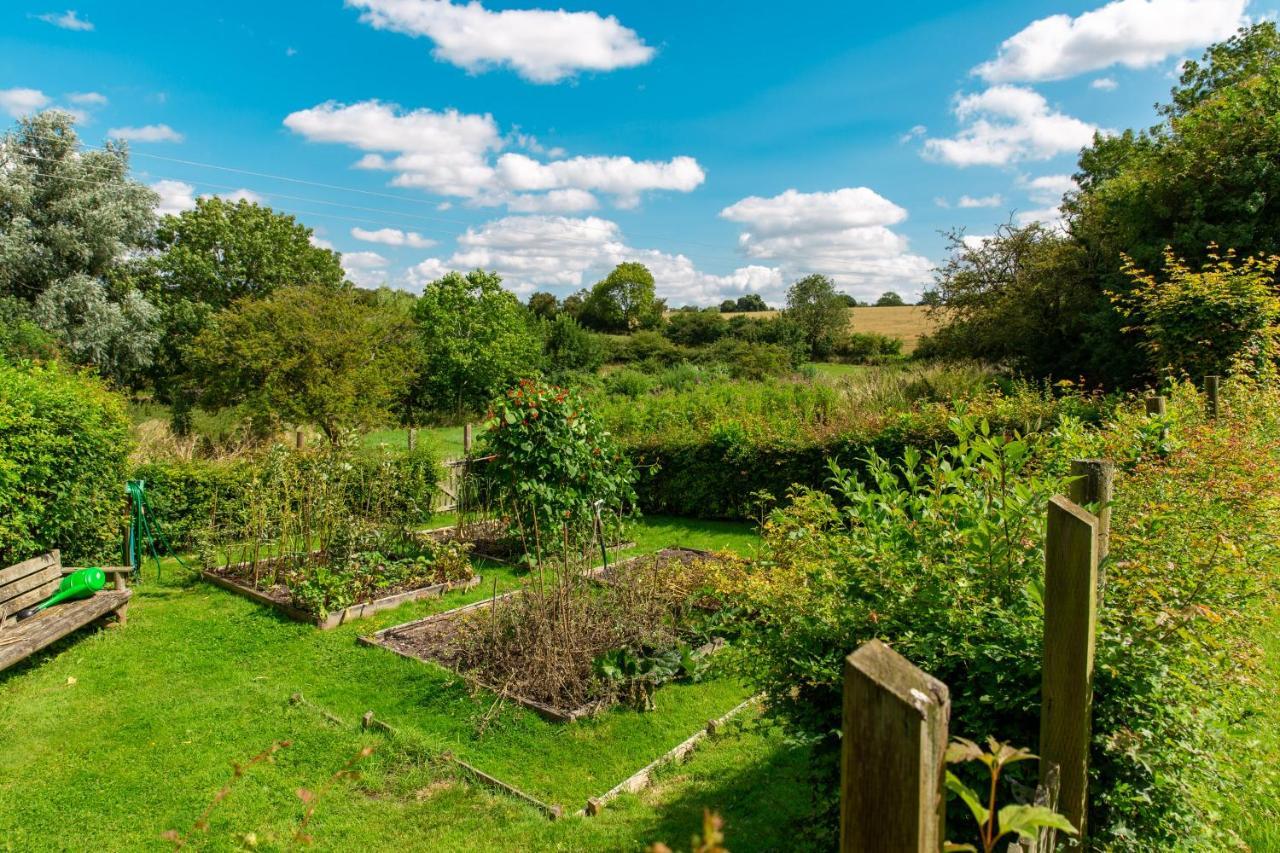 Holiday home Pounce Hall -stunning Historic In Rural Essex Saffron Walden