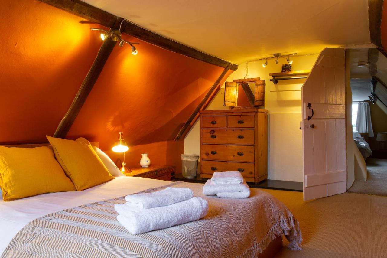 Pounce Hall -stunning Historic In Rural Essex Holiday home