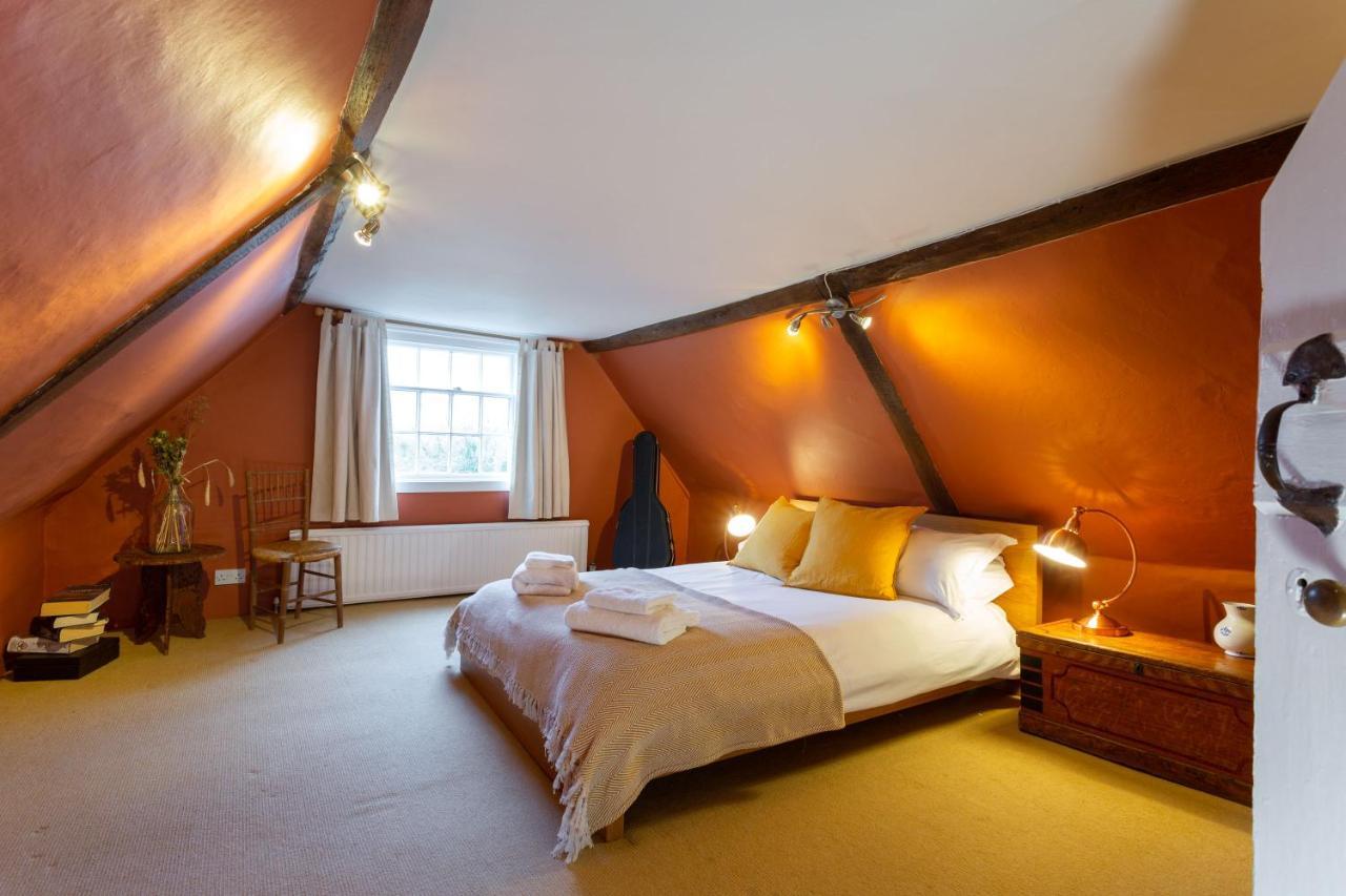 Holiday home Pounce Hall -stunning Historic In Rural Essex *