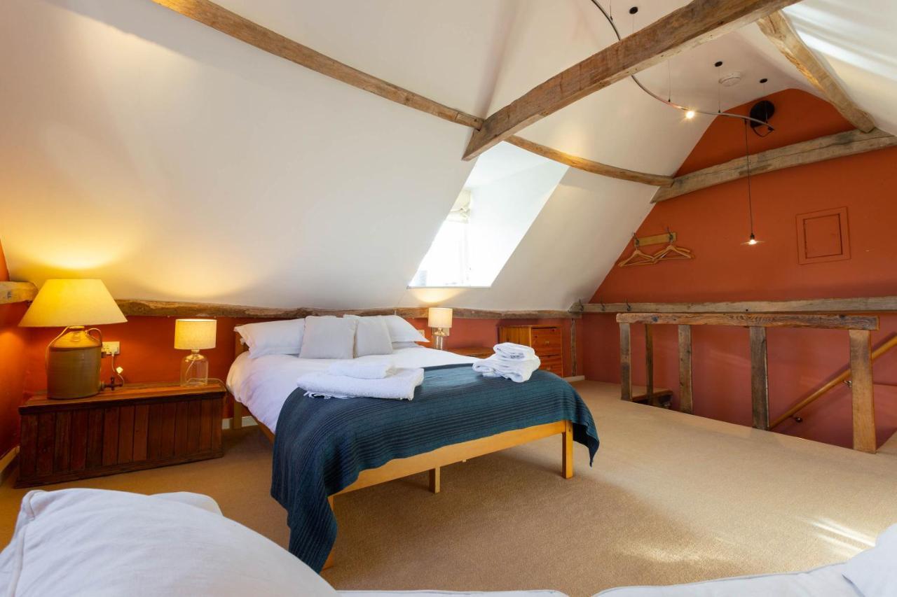 Pounce Hall -stunning Historic In Rural Essex Saffron Walden